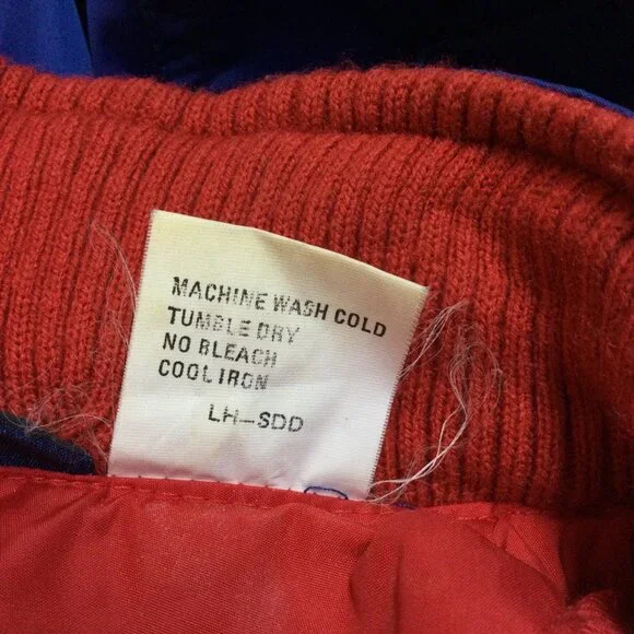 Vintage Woolrich Mens Red Blue Nylon Windbreaker Jacket Hidden Hood Size L - Picture 6 of 11